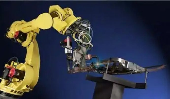 AGV:智能制造的“小機(jī)靈”轉(zhuǎn)型（無(wú)線充電）