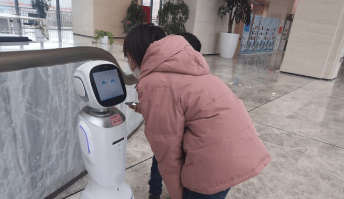 服務機器人是如何閱讀文字和圖片的（二）（無線充電）