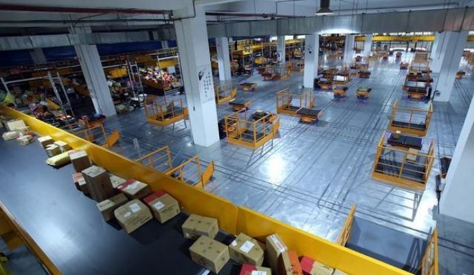 最大化服務機器人的附加值（無線充電）