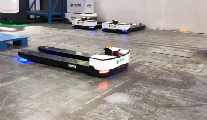 激光場(chǎng)景導(dǎo)航AGV（無(wú)線充電）