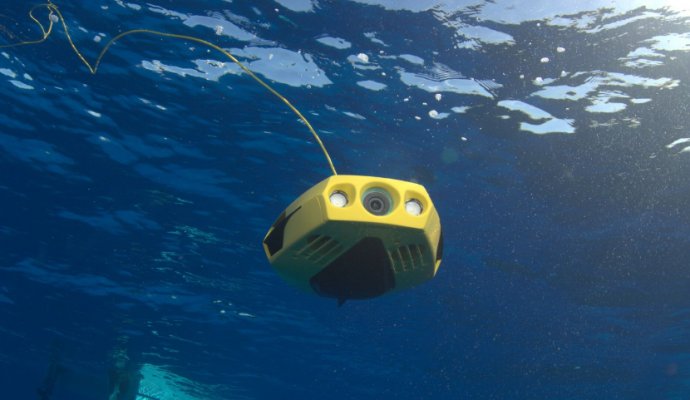 水域應(yīng)用機器人及其充電方式（無線充電）