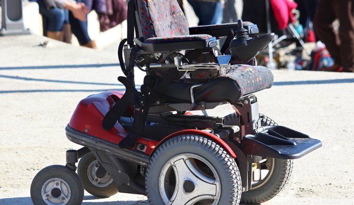 無線充電技術如何為電動輪椅提供更加便捷的生活方式